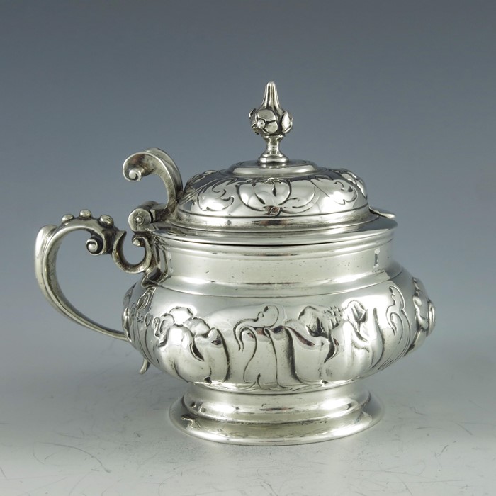 Charles Thomas Fox and George Fox, London 1859, a Victorian silver mustard pot, footed squat ovoid f - Image 2 of 8