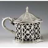 George Frederick Pinnell, London 1846, a Victorian silver mustrd pot, concve panelled octagonal sect