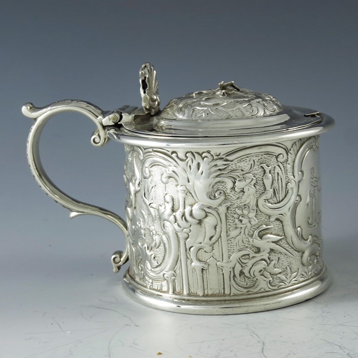 John Mitchell of Glasgow, Edinburgh 1826, a George IV Scottish silver mustard pot, cylindrical form, - Image 3 of 9