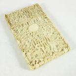 λ A Chinese carved ivory card case