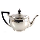 A George VI silver three piece tea set, E Silver and Co.