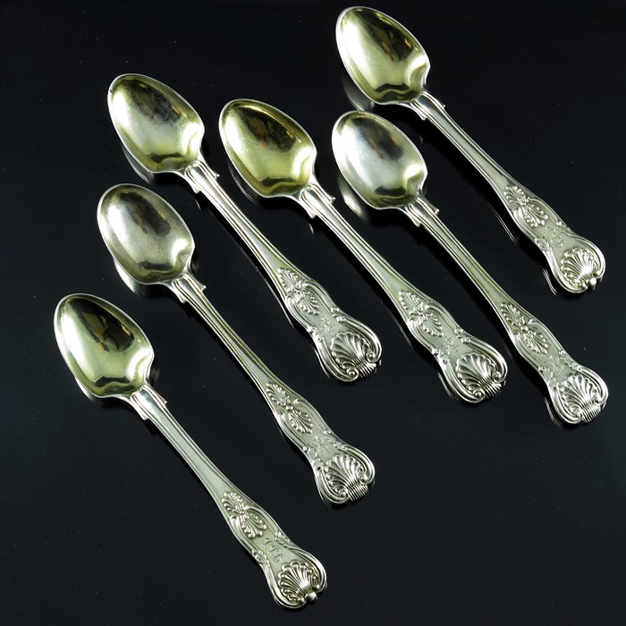 A matched set of six George IV and later silver egg spoons, various makers and dates 1825 to 1881, K - Image 3 of 5