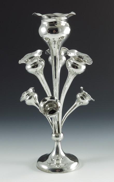 An Edwardian silver epergne, Fattorinin and Sons - Image 6 of 10