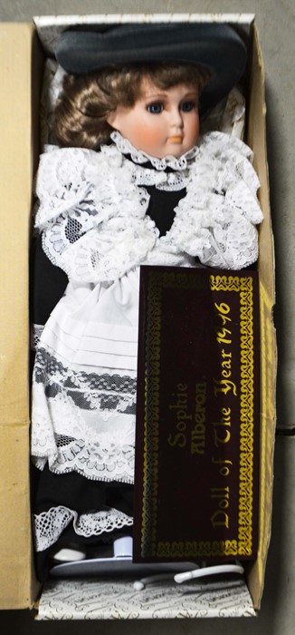 Seven Alberon Collector's porcelain dolls. boxed - Image 3 of 3