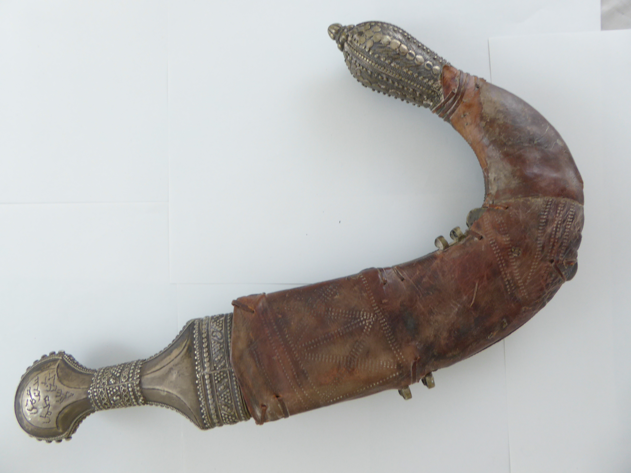 A 19th century Middle Eastern Khanjar, the pommel backed with white metal (probably silver) and - Image 2 of 4