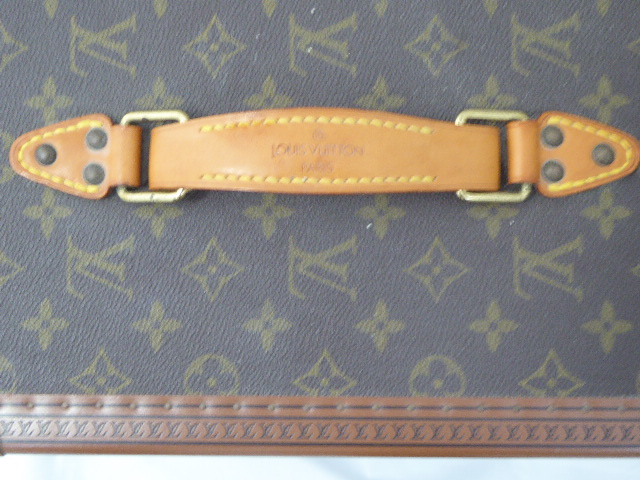 Louis Vuitton travel vanity case, compartmentalised internal box with mirror, canvas and leather, - Image 6 of 8