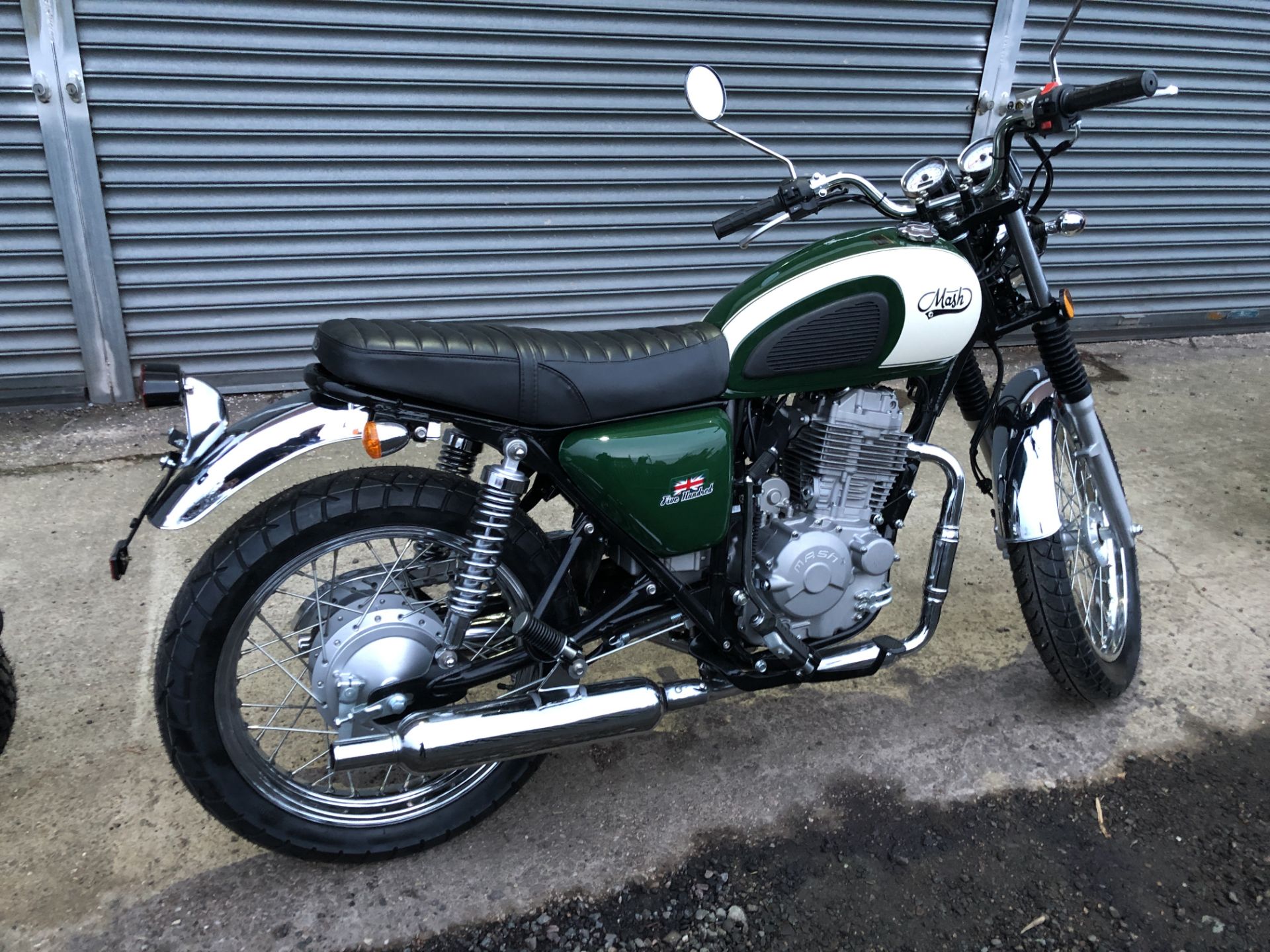Mash Roadstar 400 As New Condition was collected from Main Dealer after the Mash Importer in the - Image 4 of 17