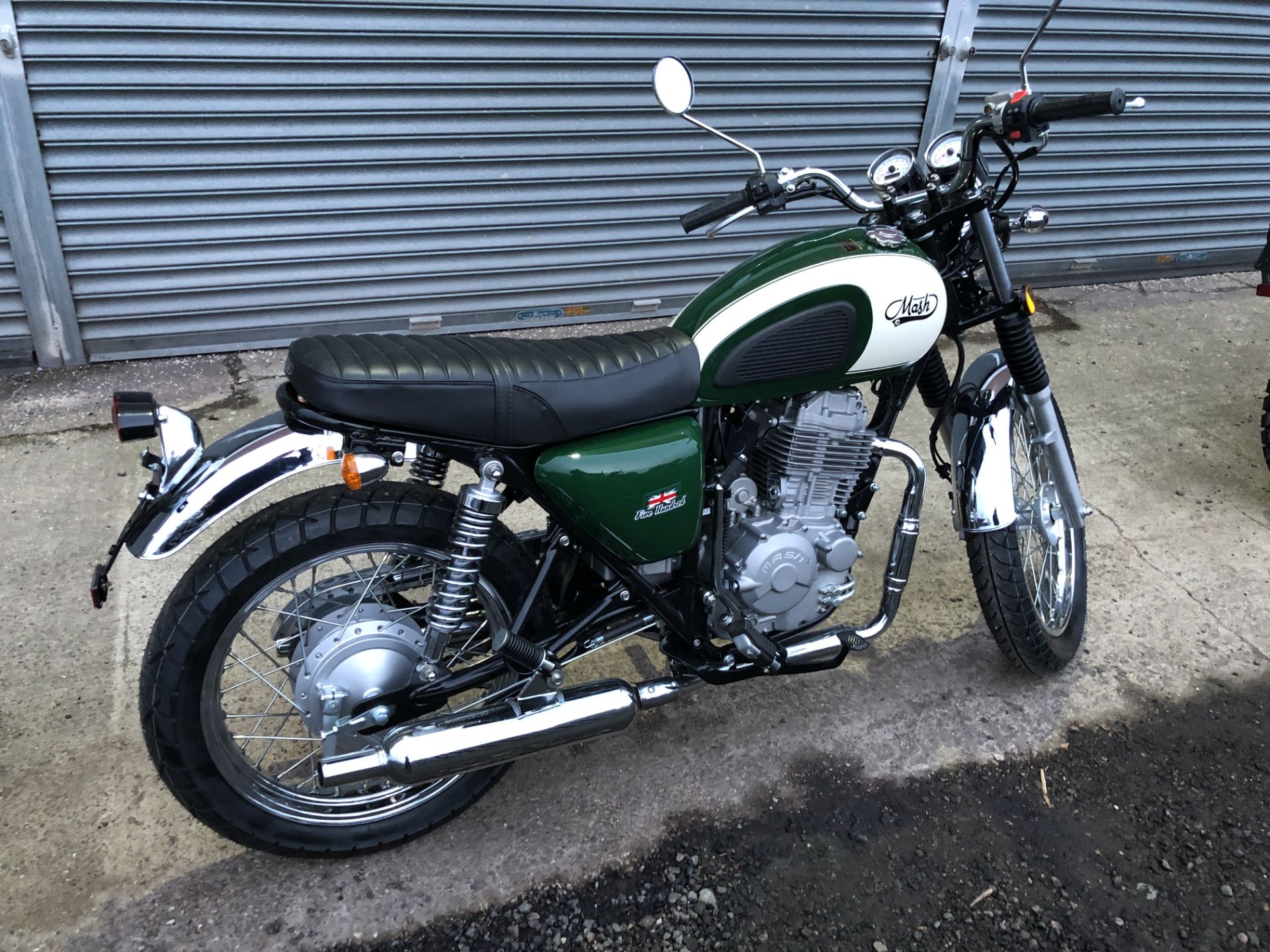 Mash Roadstar 400 As New Condition was collected from Main Dealer after the Mash Importer in the - Image 3 of 17