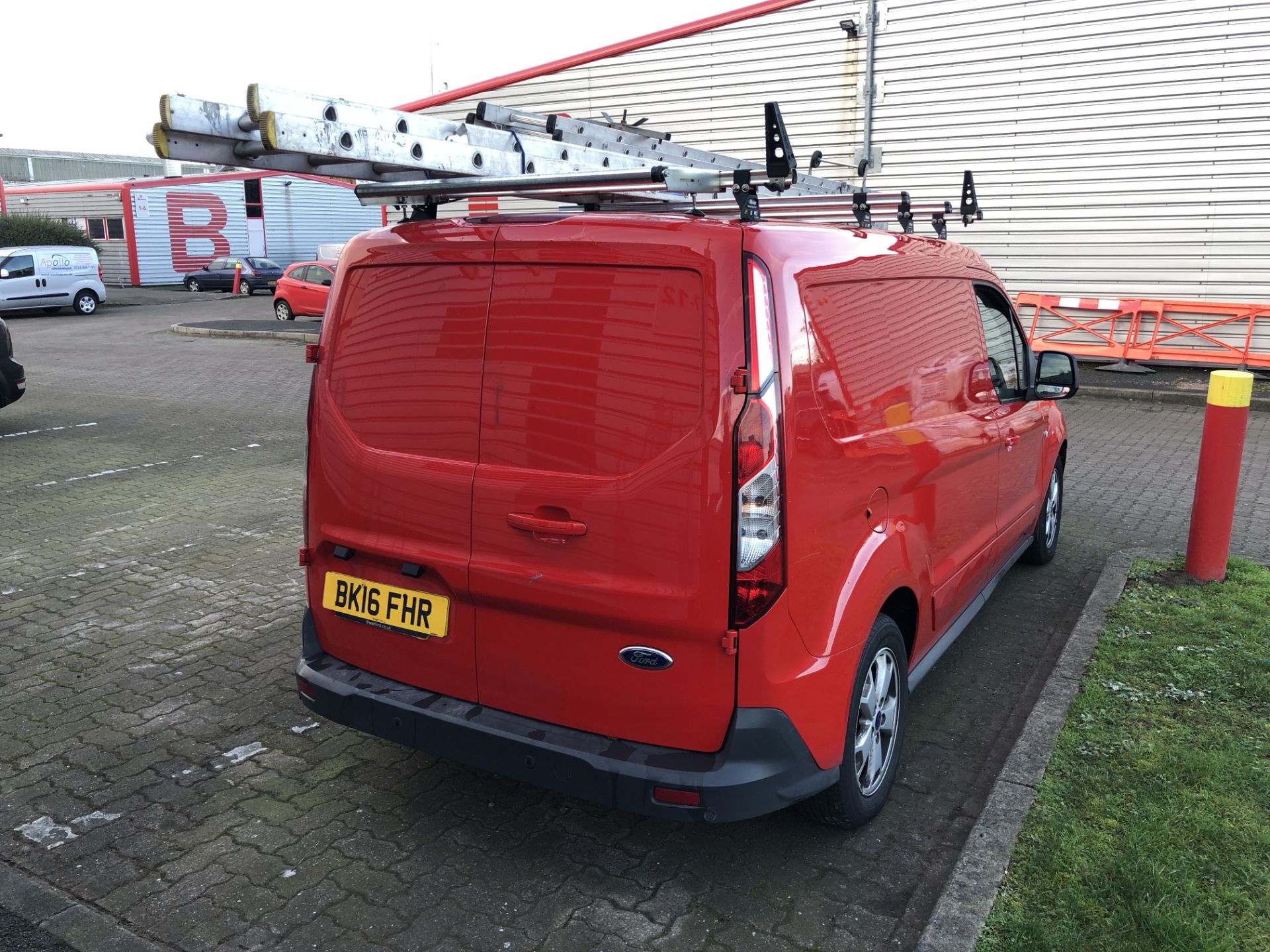 Ford Transit Connect 240 Limited, Red - Image 7 of 18