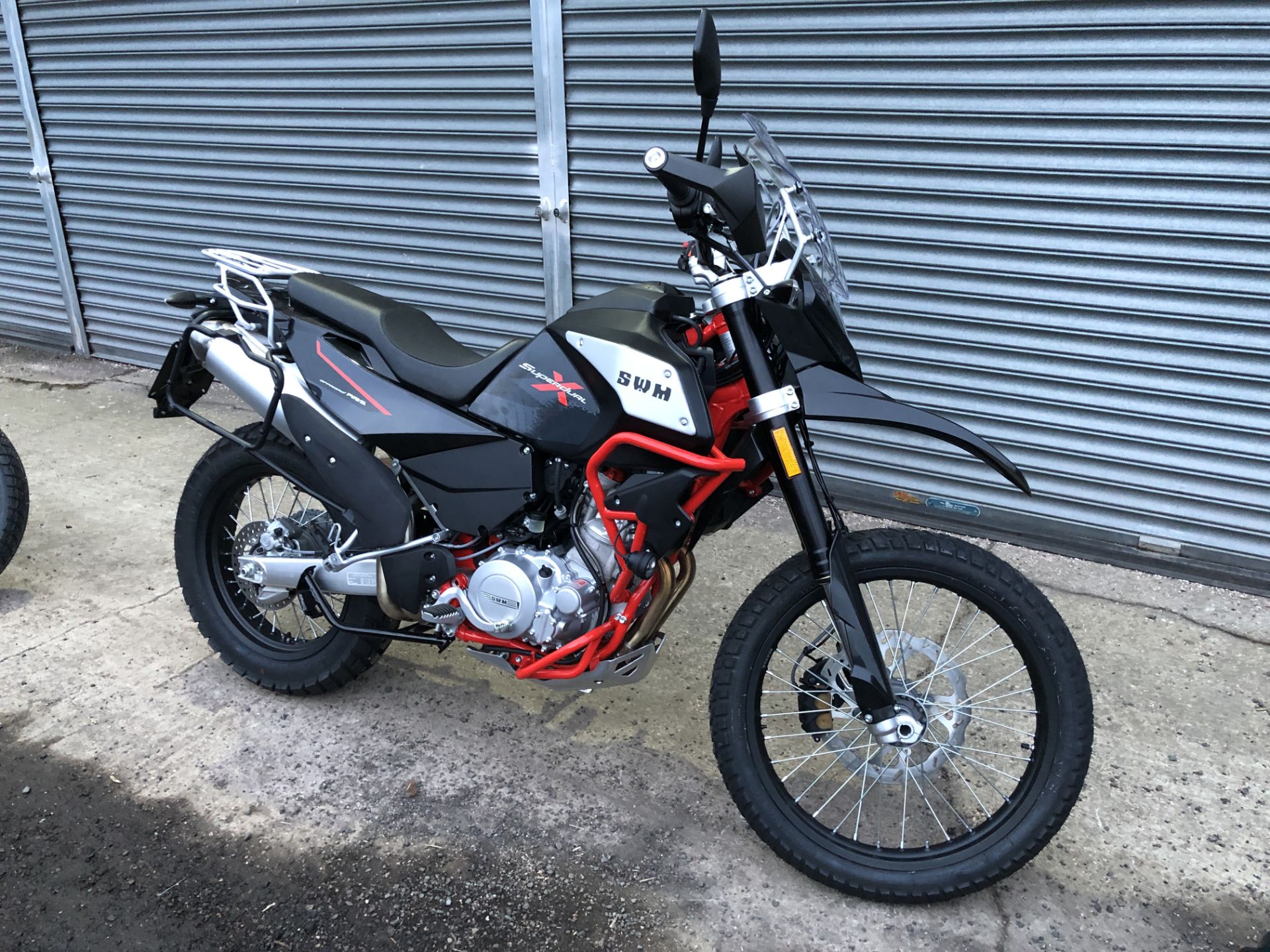 SWM SuperDual 650cc