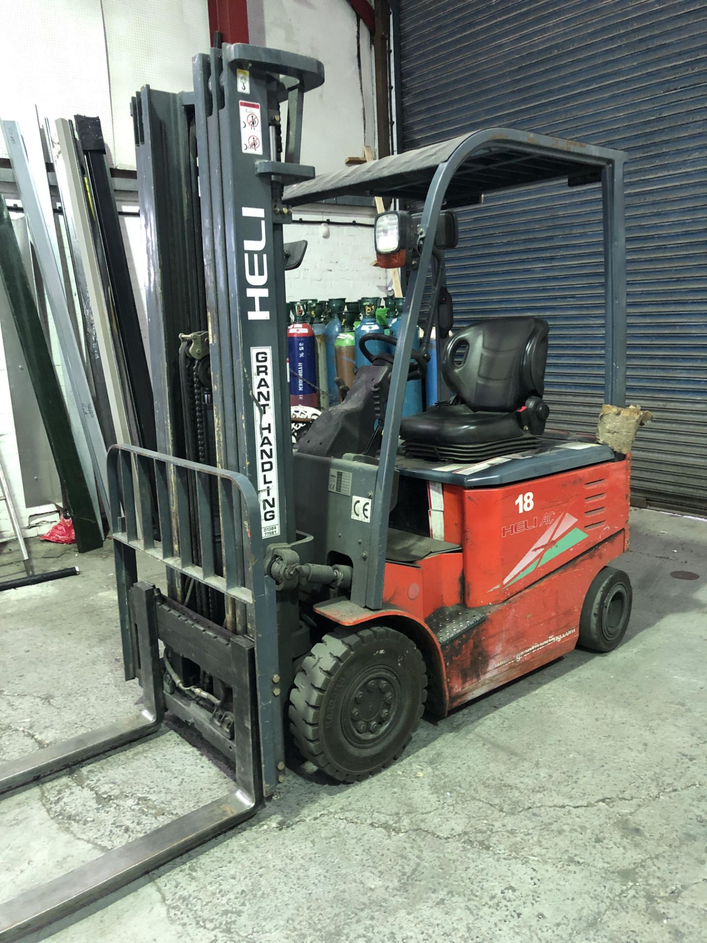 Heli FB18G Electric Fork Lift Truck (2015)Serial No: IF7025 1800KG. Lift Height 5m. 4049.1hrs - Image 5 of 16