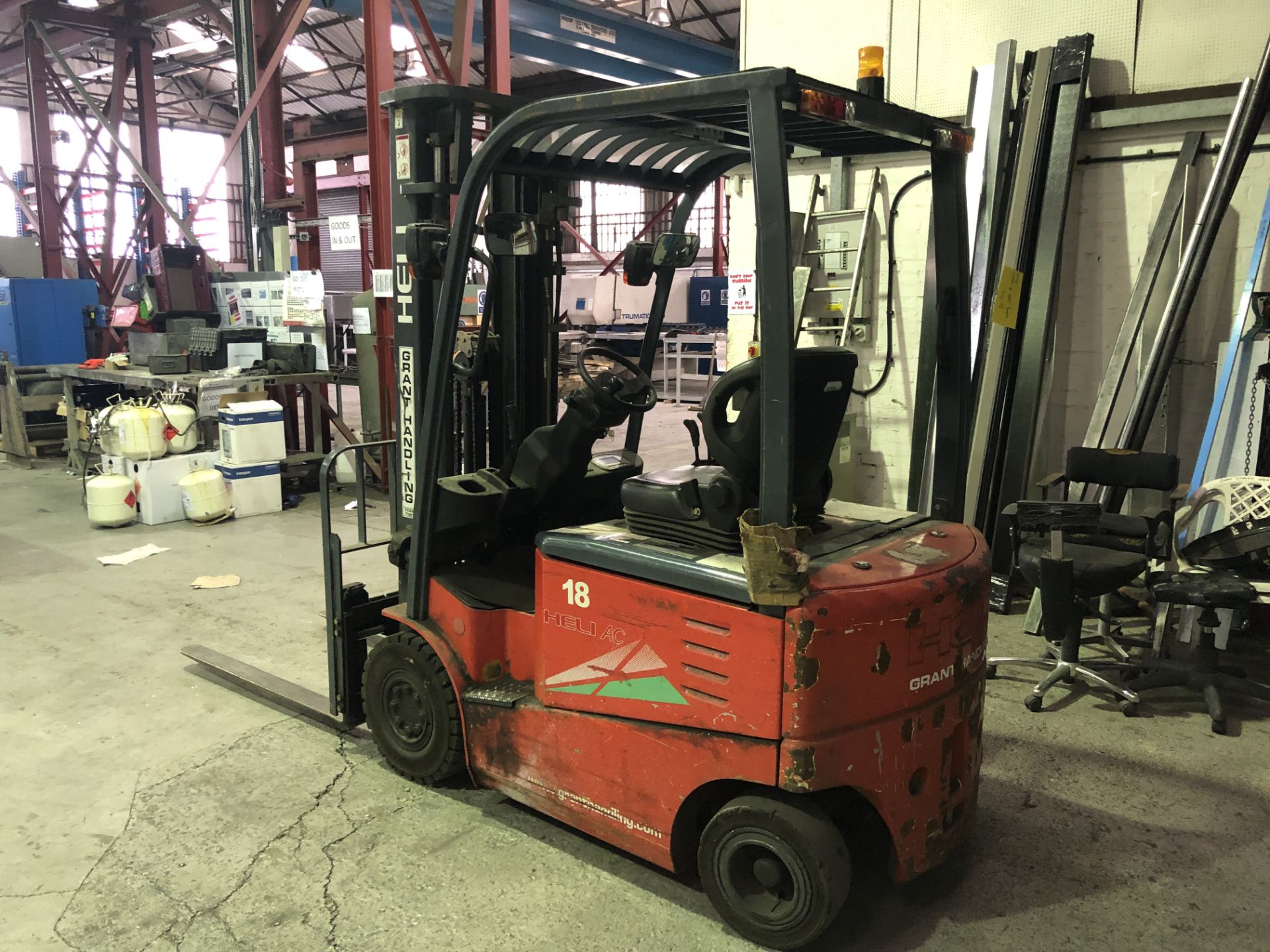 Heli FB18G Electric Fork Lift Truck (2015)Serial No: IF7025 1800KG. Lift Height 5m. 4049.1hrs - Image 7 of 16