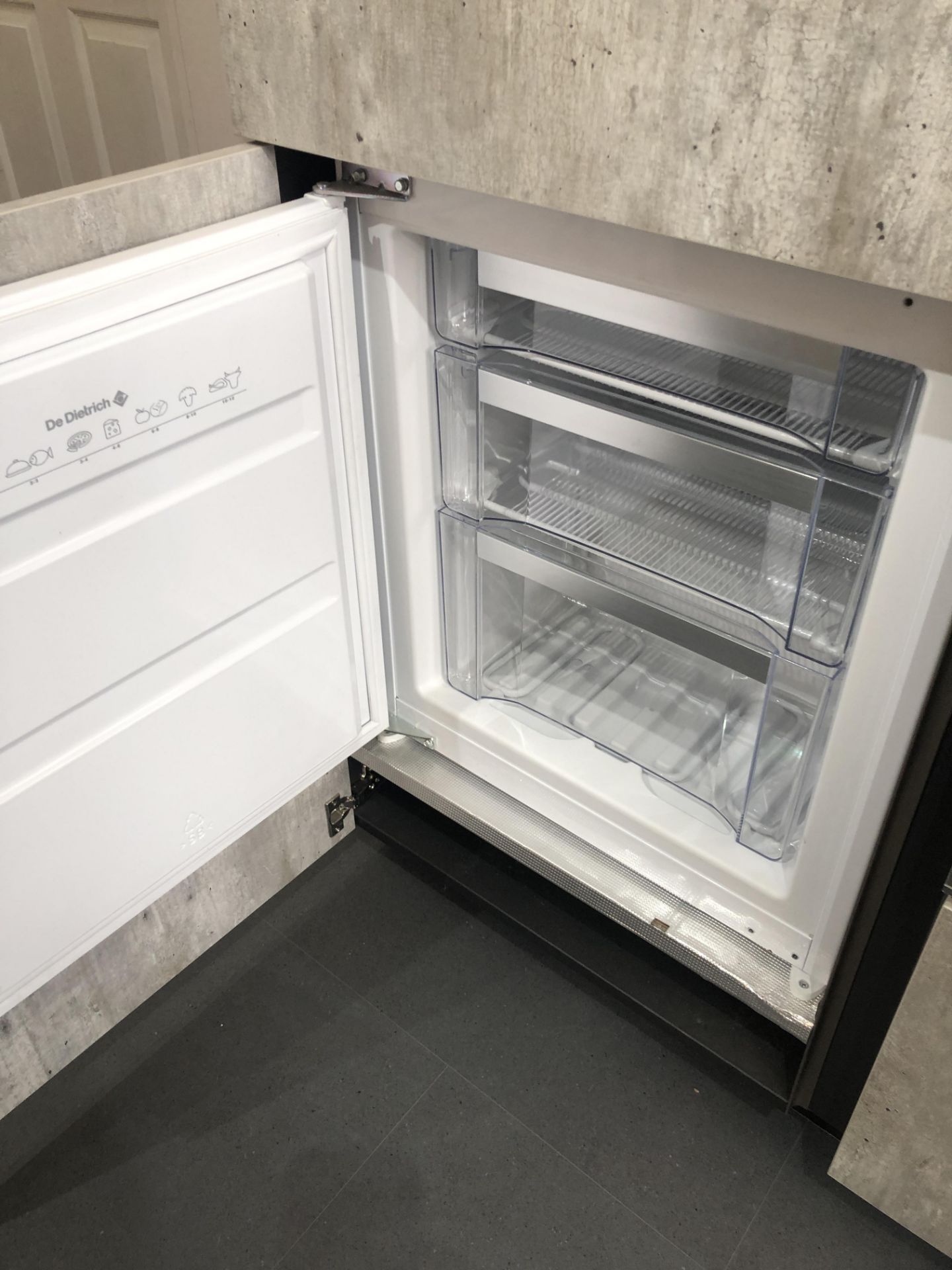 Display Kitchen with Appliances - Image 59 of 74