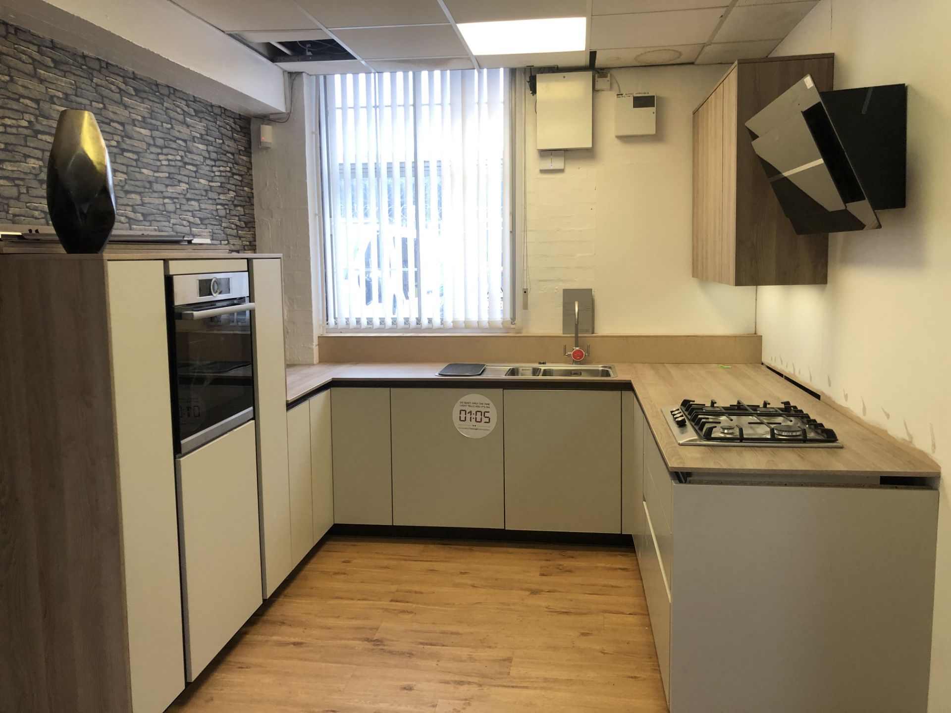 Display Kitchen with Appliances - Image 4 of 44