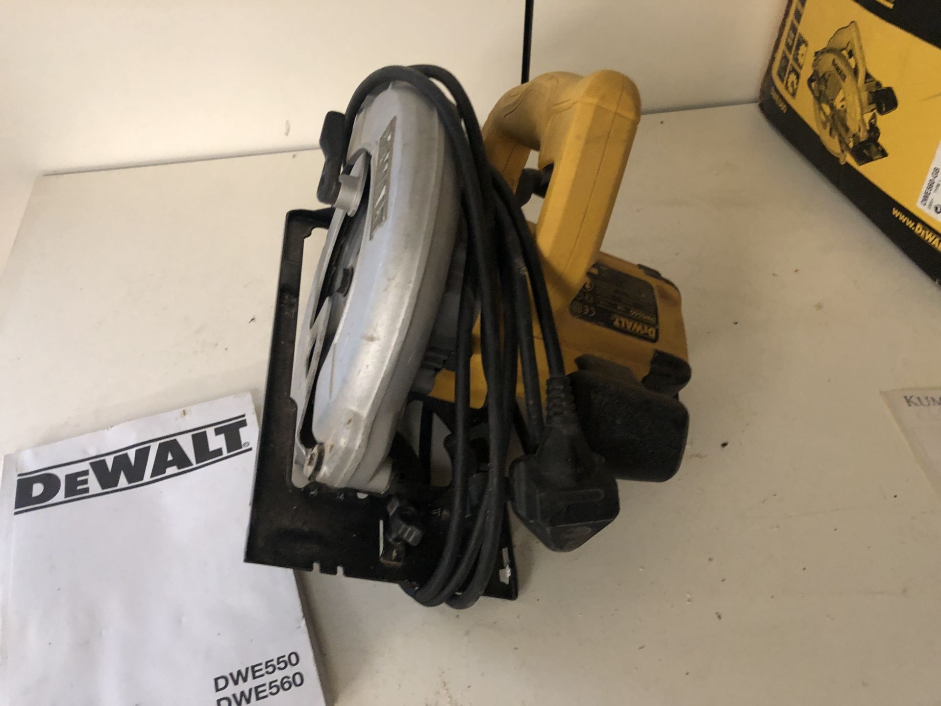 Dewalt DWE560-GB 230v Corded Circular Saw Serial No: 013016 (Please Note: Collection by