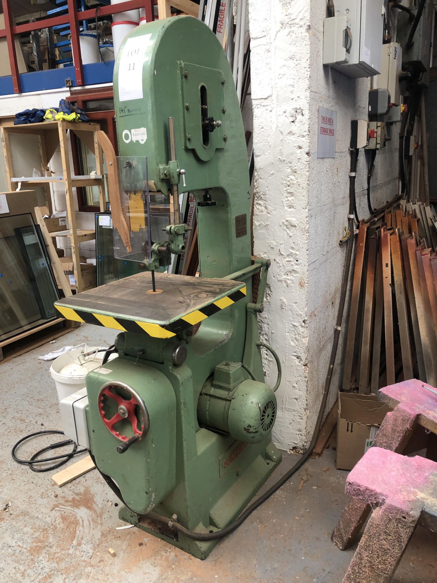 Bursgreen Vertical Bandsaw 3phase Serial No: 2088/49 (Please note: Item needs electrical - Image 4 of 14