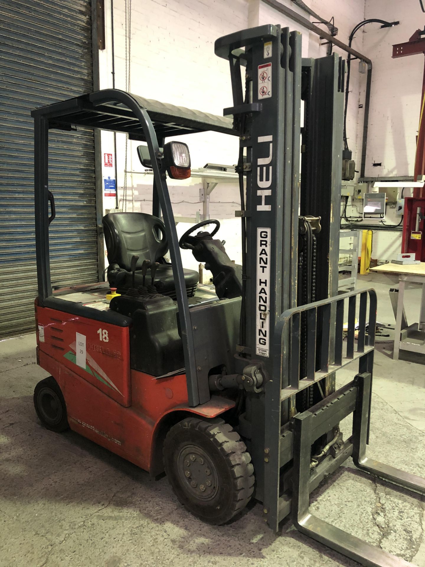 Heli FB18G Electric Fork Lift Truck (2015)Serial No: IF7025 1800KG. Lift Height 5m. 4049.1hrs