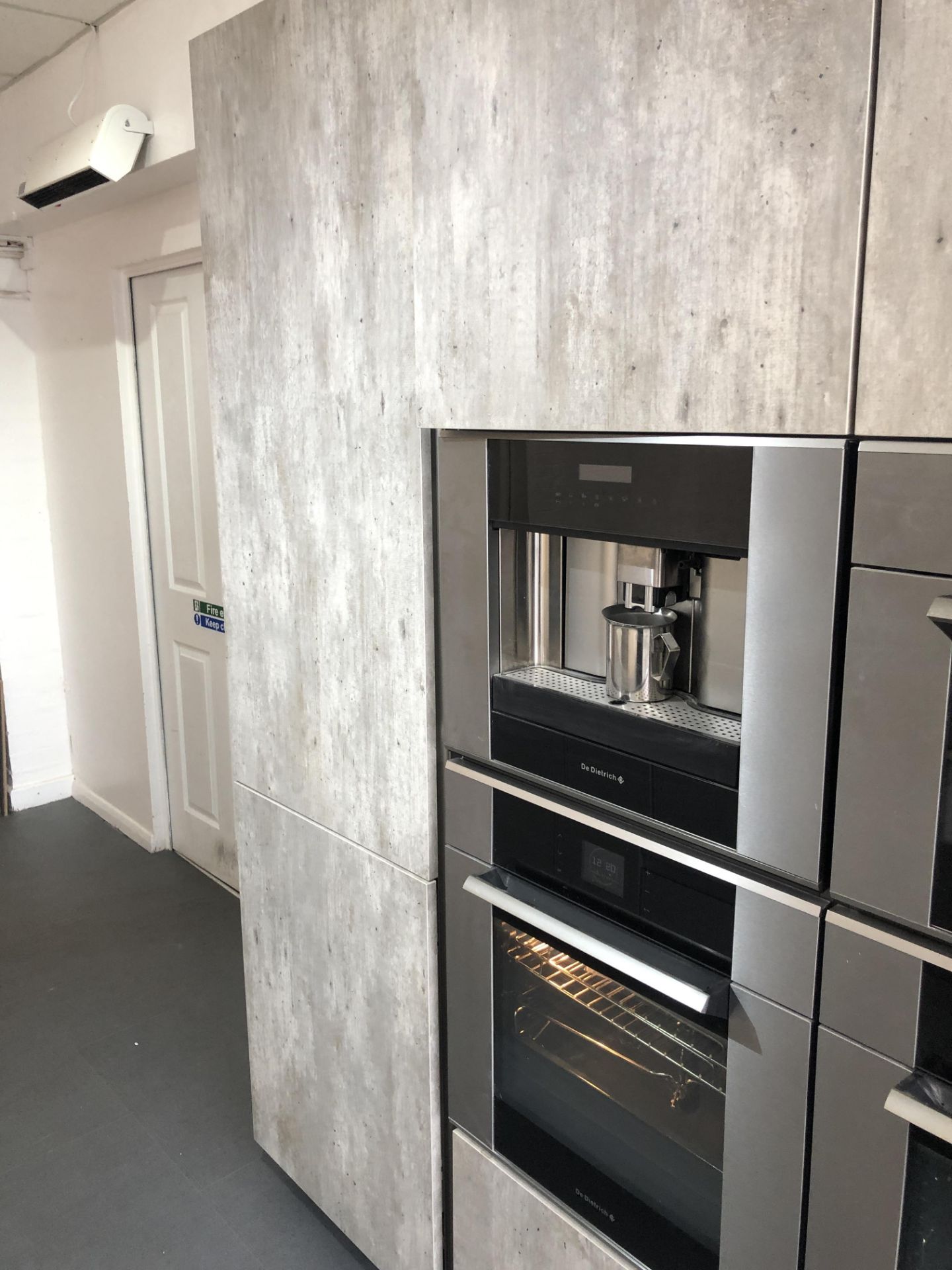 Display Kitchen with Appliances - Image 54 of 74