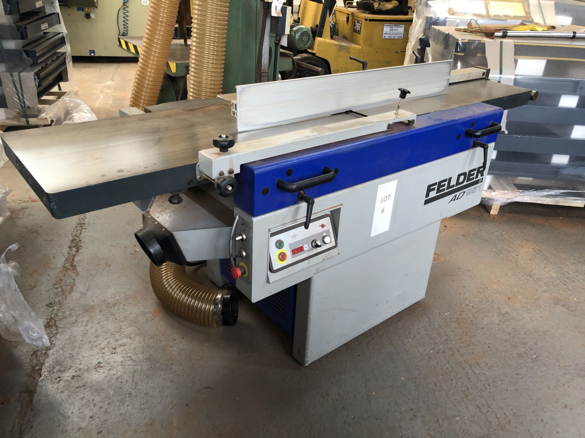 Felder AD951 Planer Thicknesser Serial No: 43001 29305 (2005) 3 phase(Please note: Item needs - Image 3 of 18