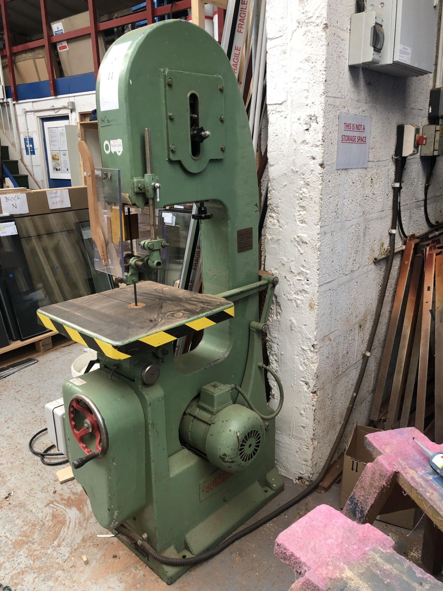 Bursgreen Vertical Bandsaw 3phase Serial No: 2088/49 (Please note: Item needs electrical - Image 5 of 14