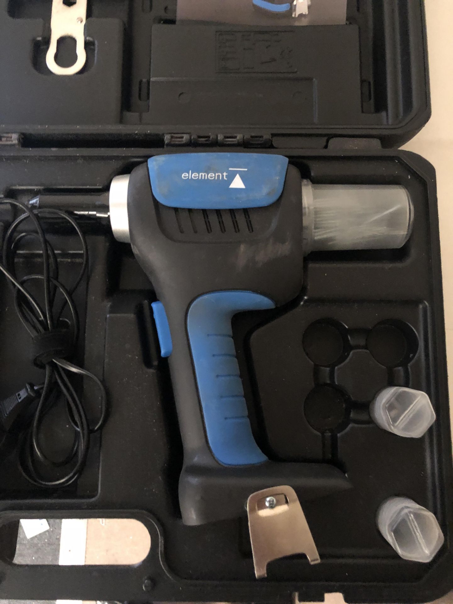 Element Battery Tool Rivet Gun 110v Complete with Battery & Case (Please Note: Collection by - Image 3 of 5