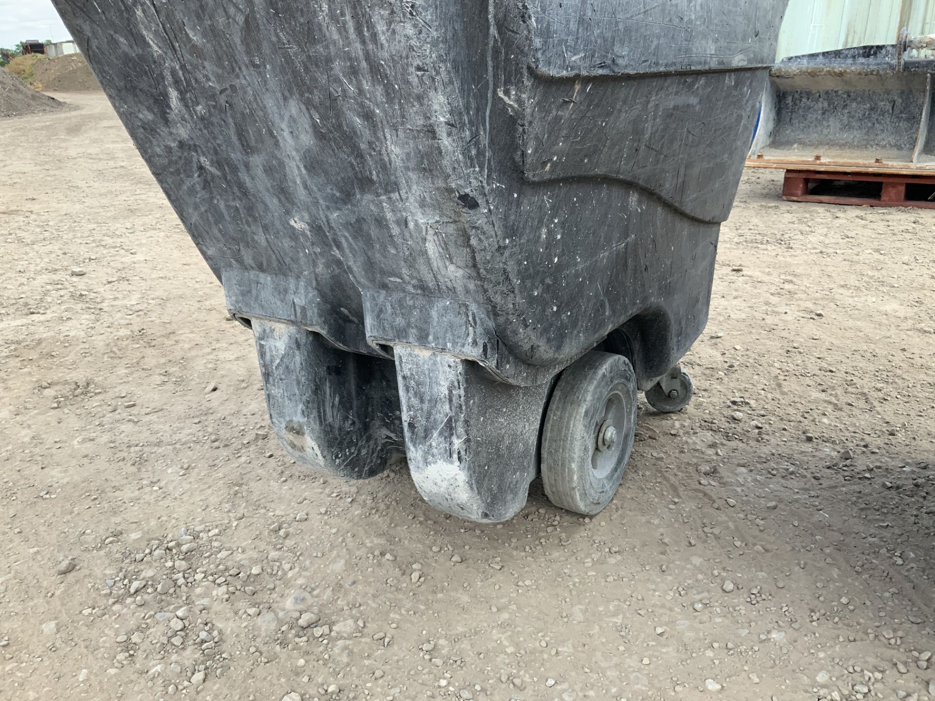 3: Make Unknown Range Rubble Trucks - (Located in Derby DE72 3RD - Collection By Appointment on - Image 6 of 7