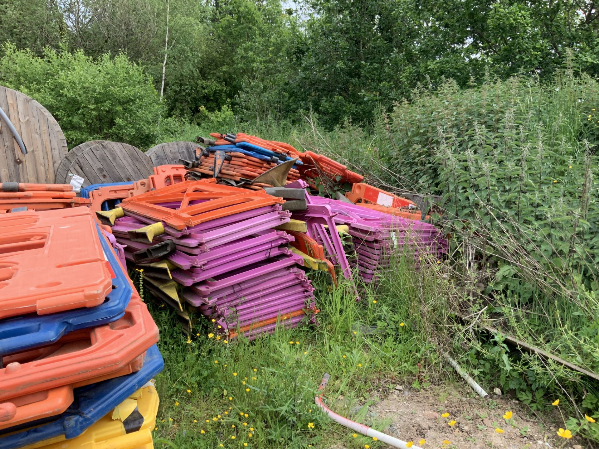 Large Quantity of Traffic Management Road Barriers, Various Interlocking Barrier Systems, Colours, - Image 9 of 9