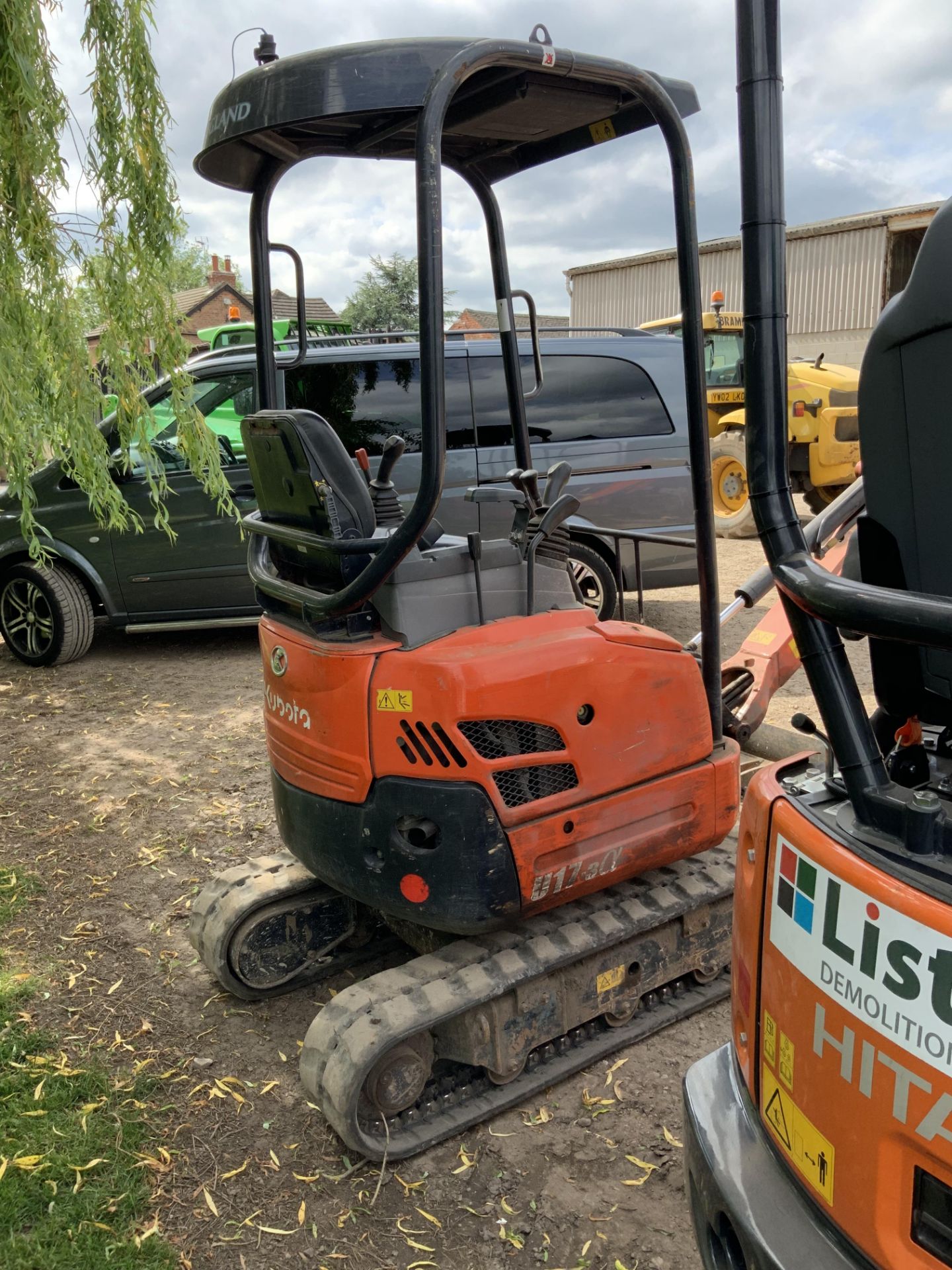 Kubota U17-3 Mini Rubber Tracked Excavator, 2,624 Hours, Serial No.27327, (2016) with 3 Buckets as - Image 9 of 17