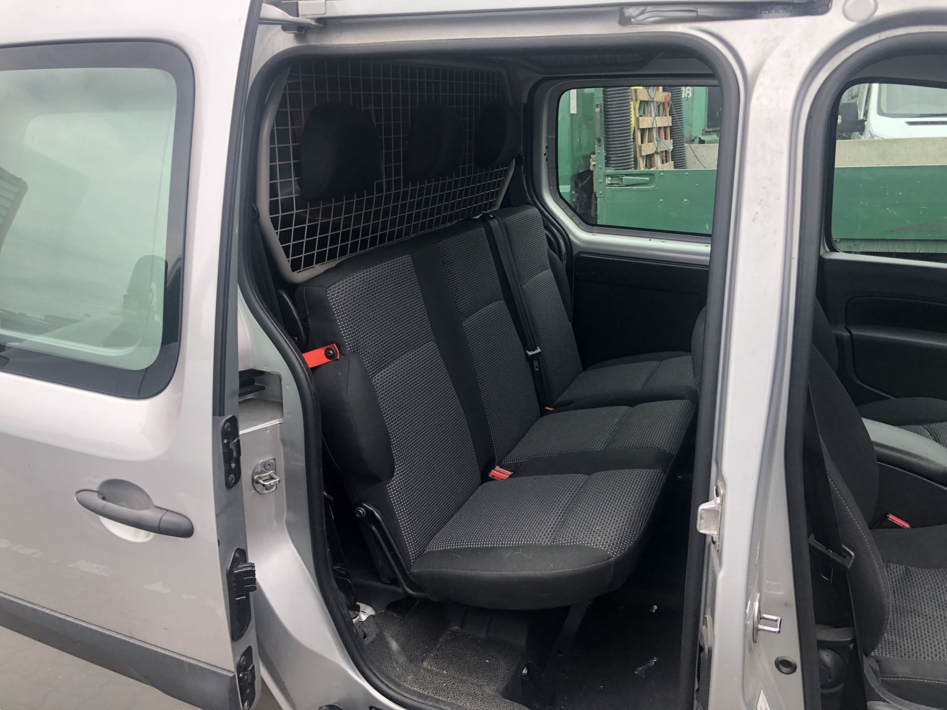 Mercedes Citan 111 CDI 1461cc 5 Speed Manual Dualiner Panel Van with Windows, Registration No. - Image 19 of 32