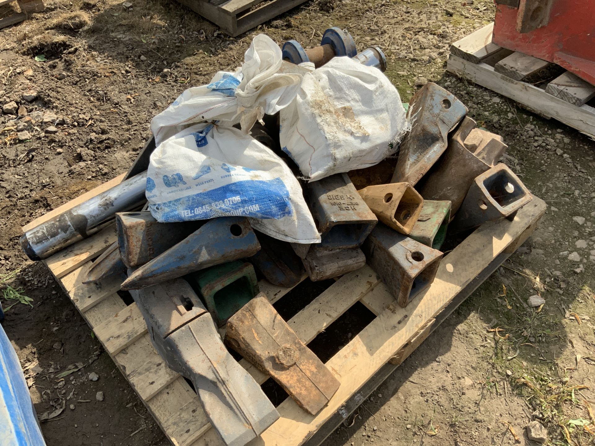 Pallet of Various Excavator Bucket Teeth as shown on Pallet - (Located in Derby DE72 3RD -