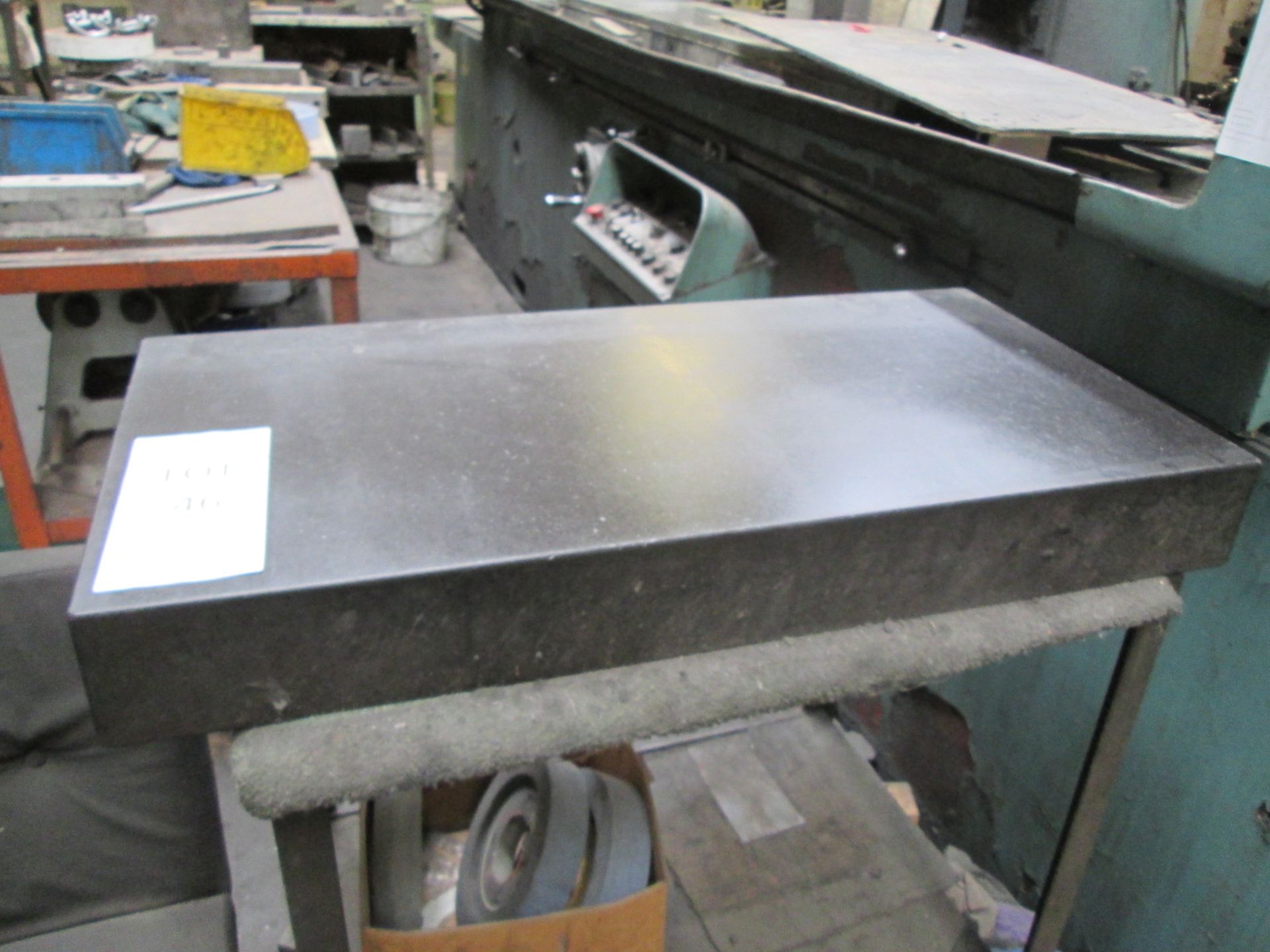 Granite Surface Plate, size 910 mm x 460 mm