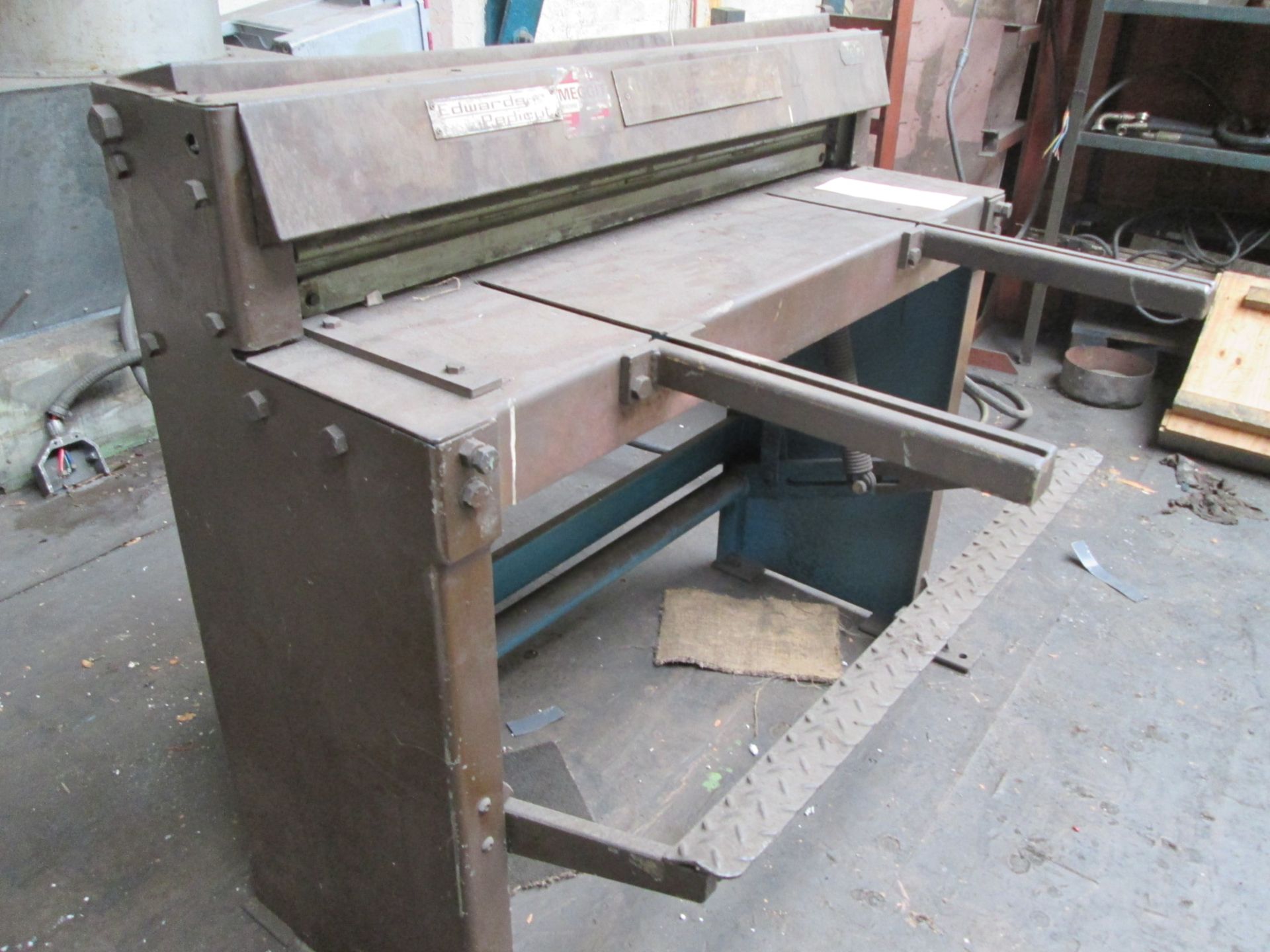 Edwards Pedicut 3/16 T/G Manual Guillotine, Capacity 1015 x 1.5 mm (40 x 16BG) S/N 7Y/46798 - Image 5 of 6