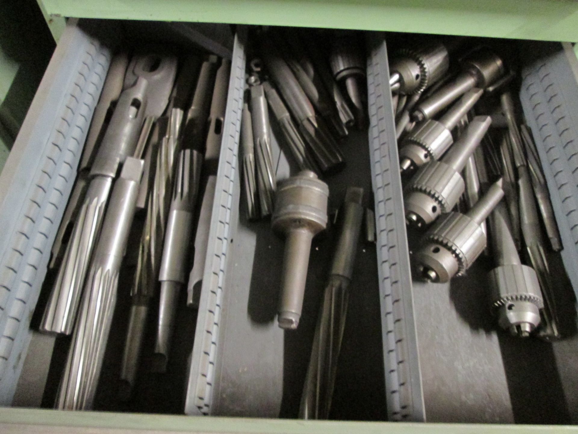 Drill and Reamer Cabinet, 4 drawer and 2 door cabinet with various drills, reamers and grinding - Image 2 of 6