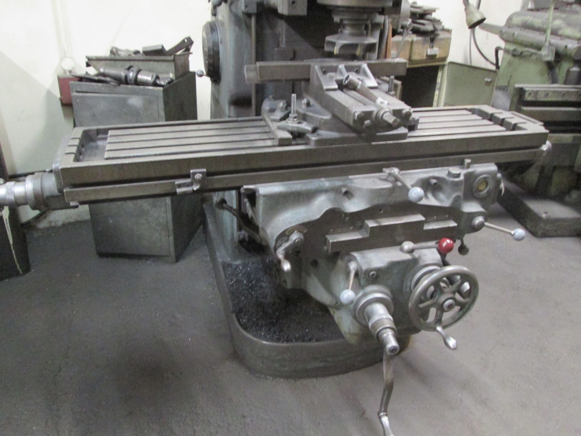 Cincinnati No 3 Vertical Milling Machine, Table size 1360 mm x 310 mm, Spindle speeds 20-1200 rpm, - Image 4 of 12