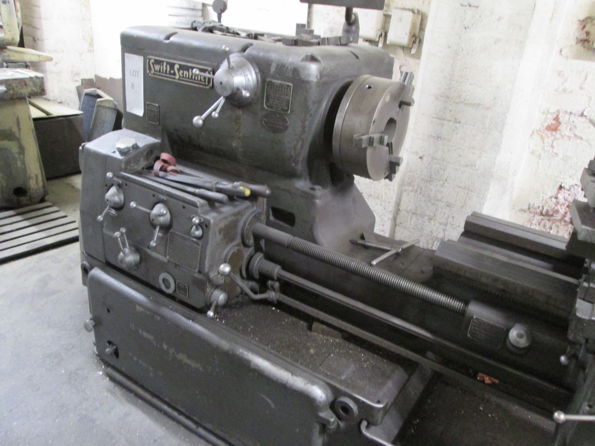 Swift-Sentinel Gap Bed Centre Lathe (Gap piece missing, size 360 x 410 mm) Distance between - Image 3 of 13