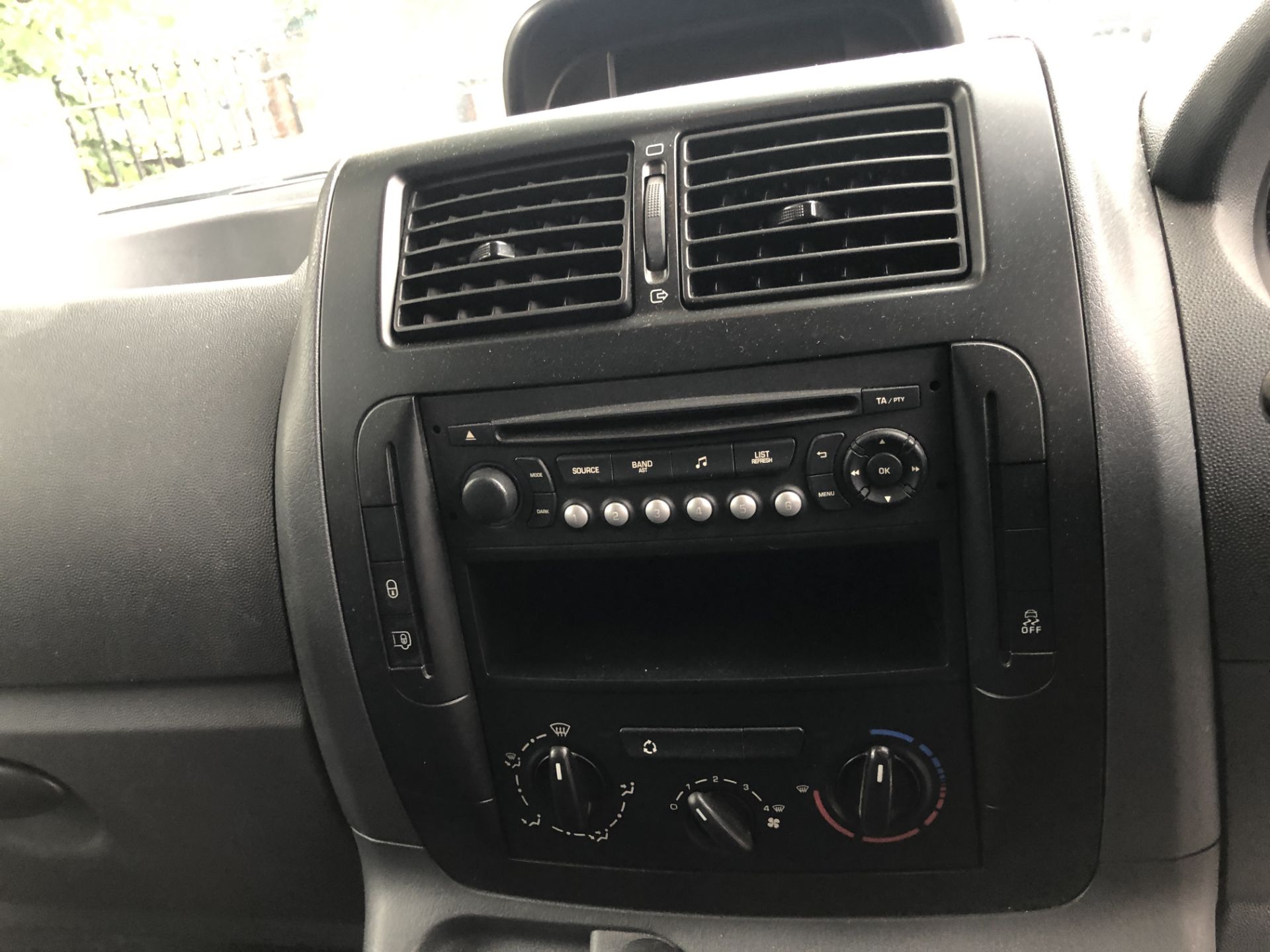 Citroen Dispatch 1200 L2 H1 HDI, 1,560cc Diesel Panel Van, 5 Speed Manual Gearbox, 76,000 miles, - Image 30 of 31