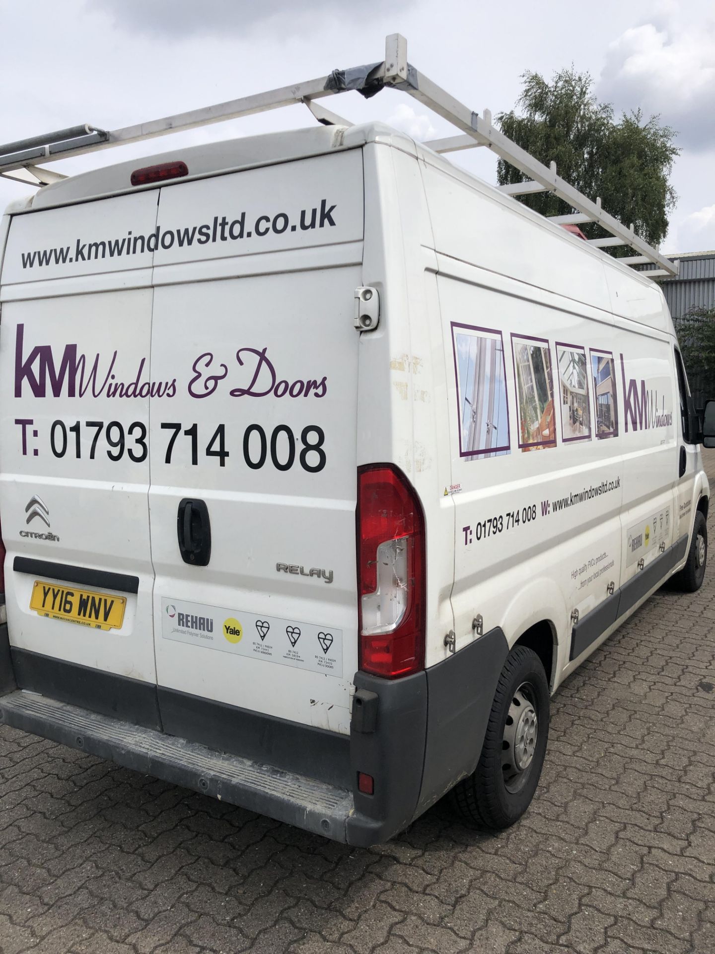 Citroen Relay 35 L3 H2 Enterprise 2,198cc Diesel, 6 Speed Manual, Panel Van with Glass Roof Rack - Image 10 of 34