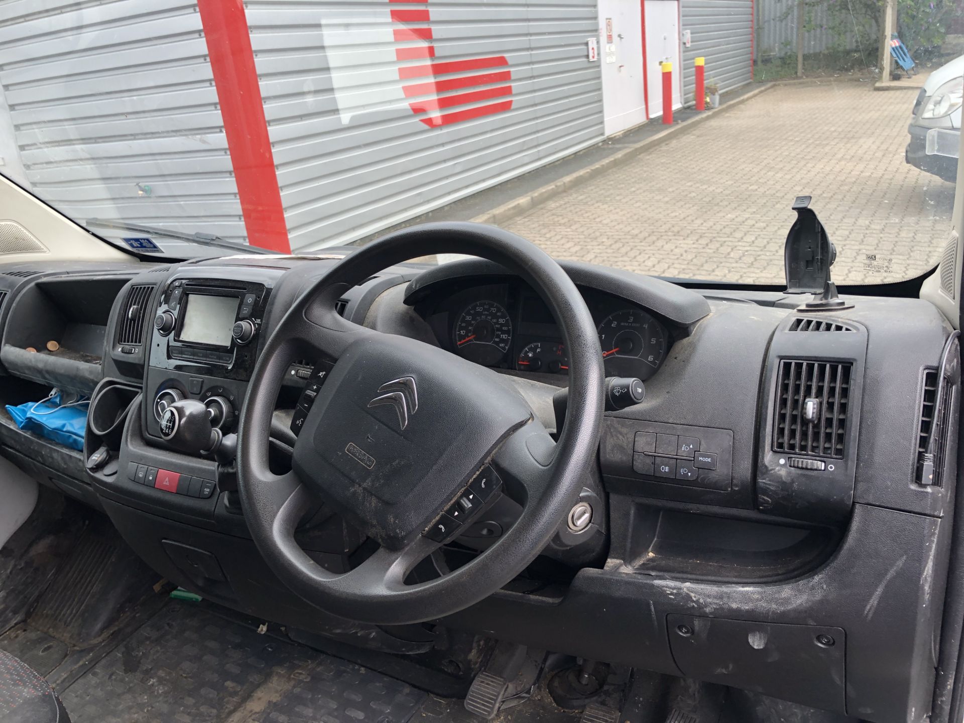 Citroen Relay 35 L3 H2 Enterprise 2,198cc Diesel, 6 Speed Manual, Panel Van with Glass Roof Rack - Image 27 of 34