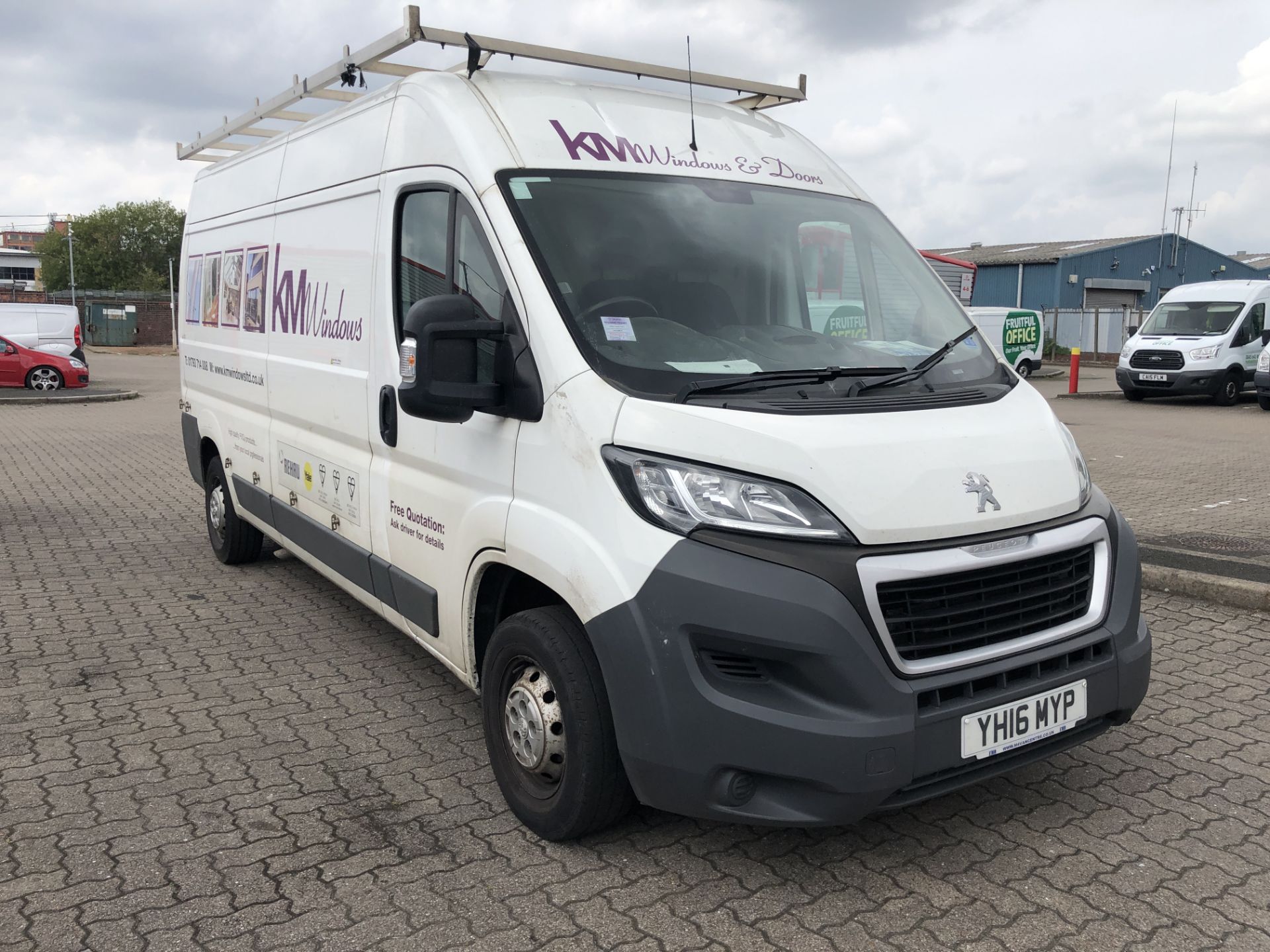 Peugeot Boxer 335 L3 Professional, 2,198cc Diesel, 6 Speed Manual, Panel Van with Glass Roof Rack