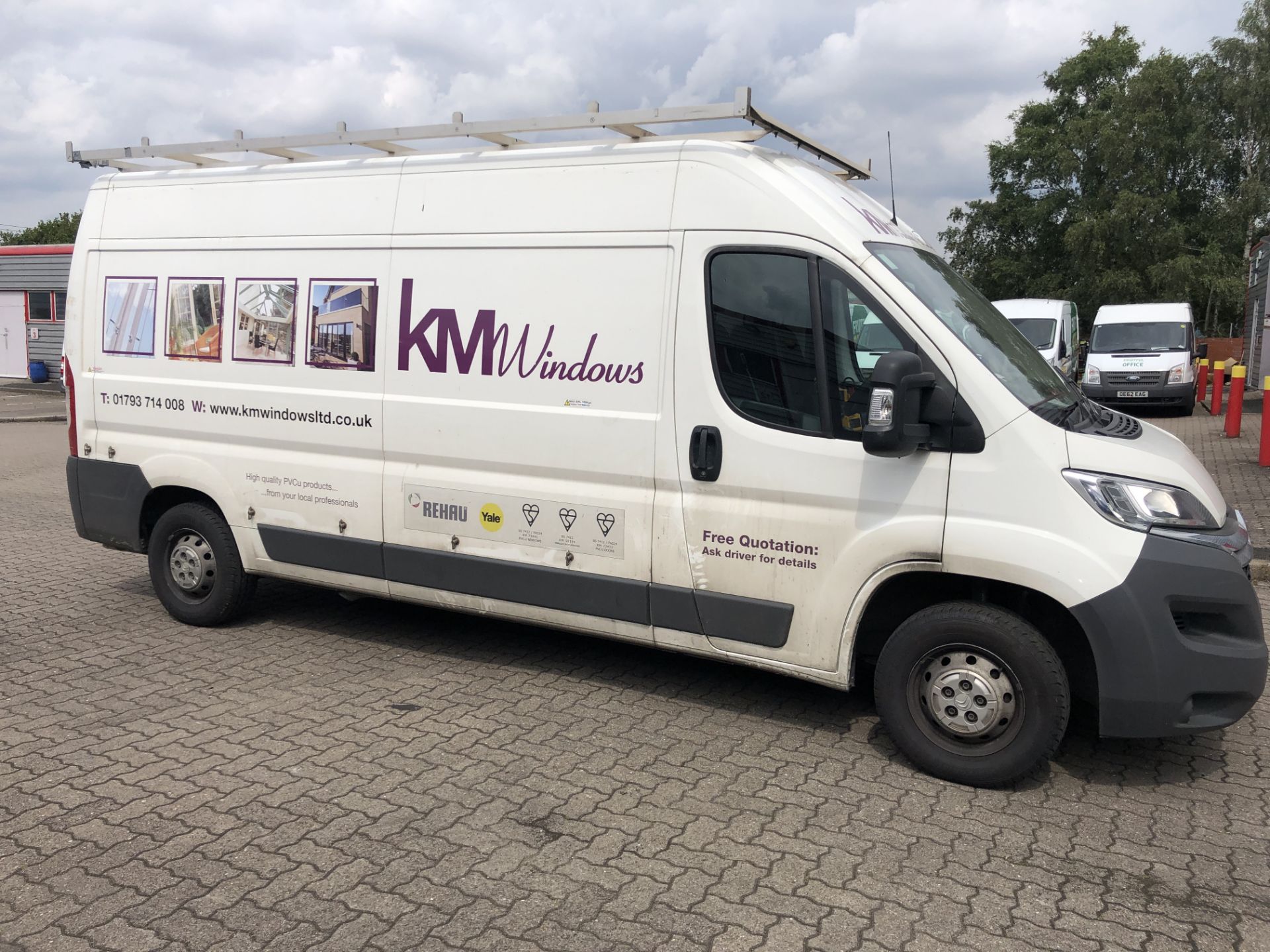 Citroen Relay 35 L3 H2 Enterprise 2,198cc Diesel, 6 Speed Manual, Panel Van with Glass Roof Rack - Image 13 of 34