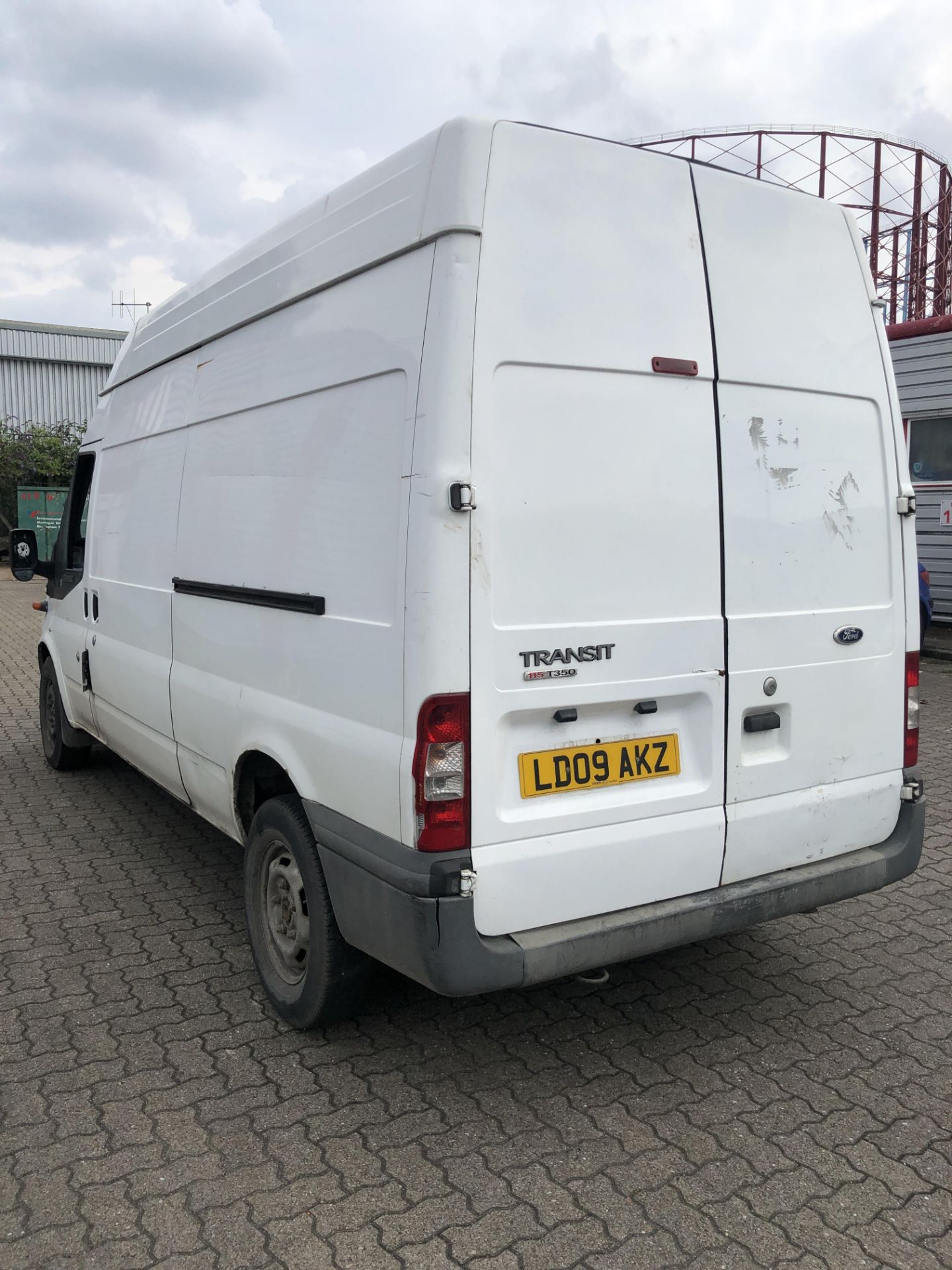 Ford Transit 100 T350L RWD, LWB Panel Van, Registration No. LD09 AKZ - Image 5 of 23