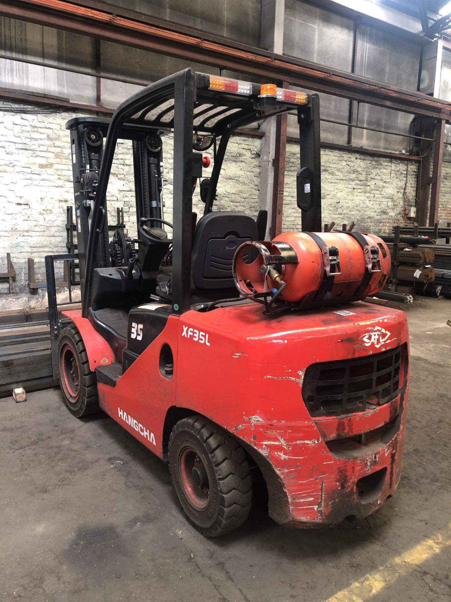 Hangcha XF35L, LPG Fork Lift Truck Model CPYD35-XW22B. Serial No: A5AG05249. (2017/08) - Image 10 of 17