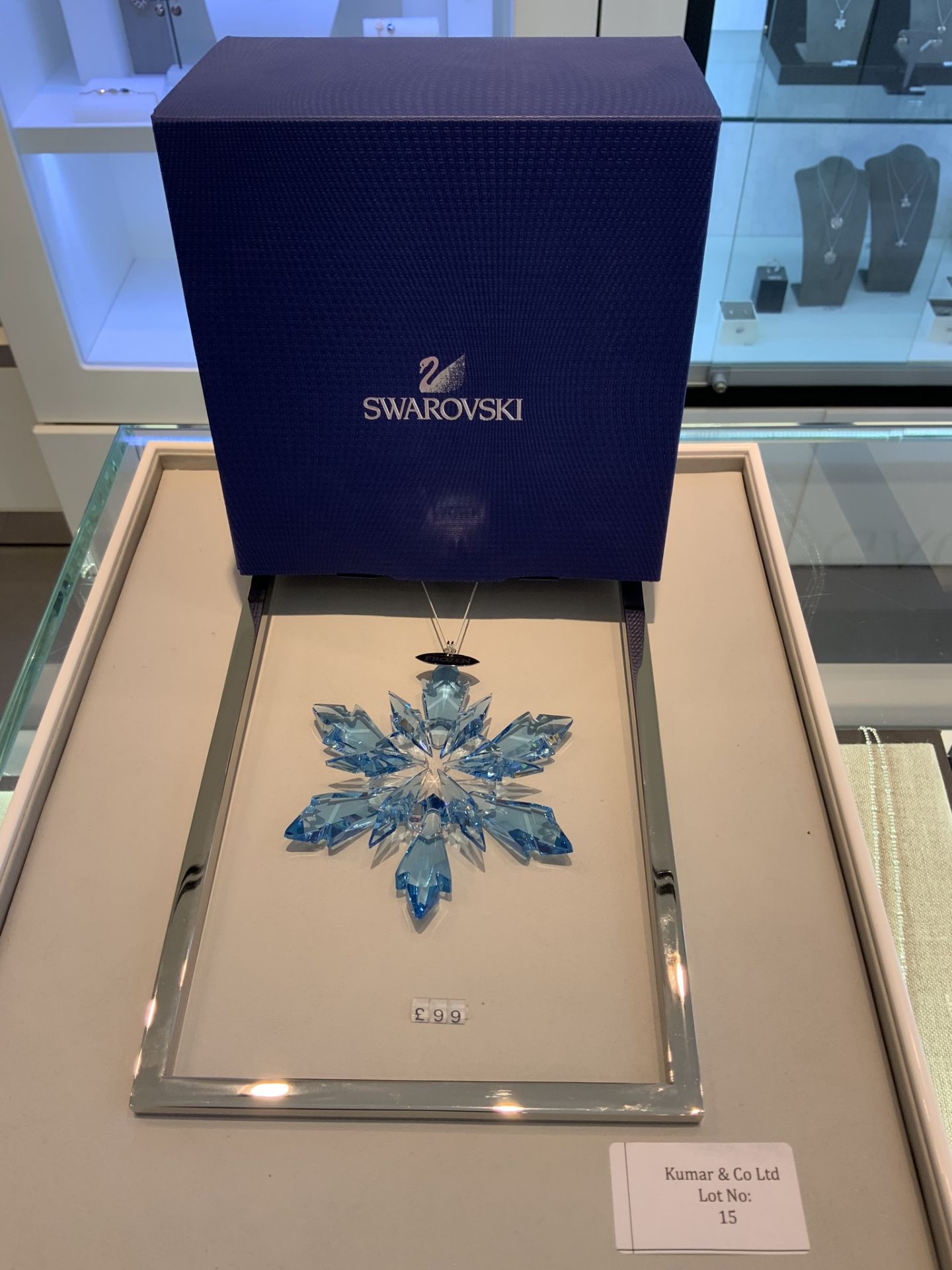 Swarovski Crystal Disney Frozen Snowflake Ornament RRP £99 - Image 4 of 5