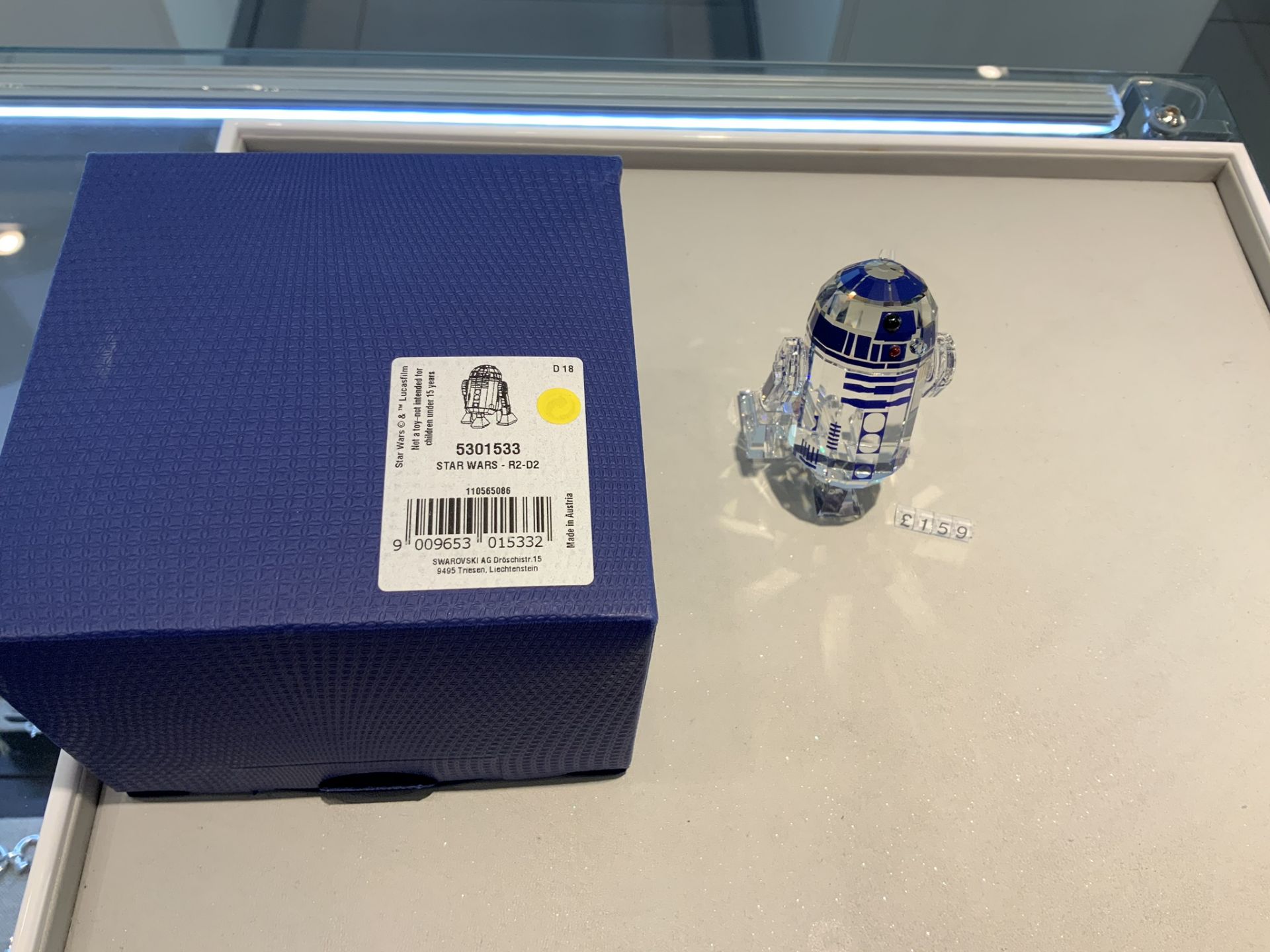 Swarovski Crystal Star Wars R2 D2 Figurine RRP £159 - Image 2 of 2