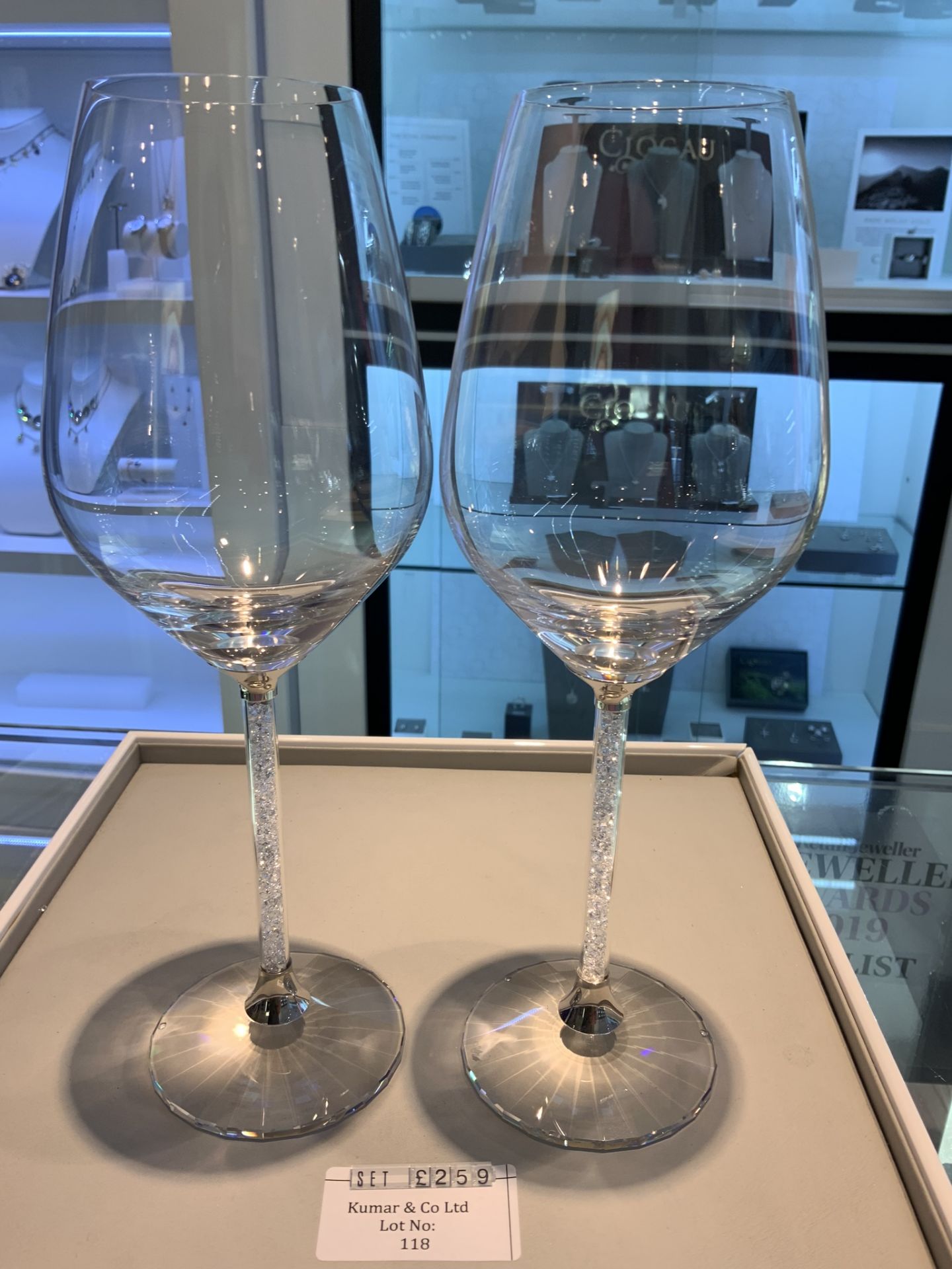 Swarovski Crystalline Red Wine Glasses (Set of 2) RRP £259 - Image 2 of 3