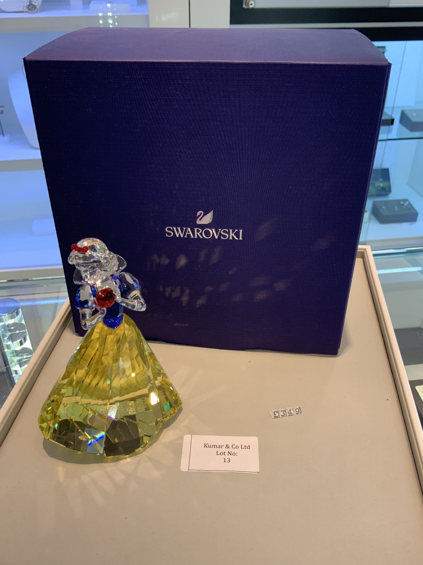 Swarovski Crystal Disney Snow White with Apple Figurine RRP £349 - Image 3 of 3