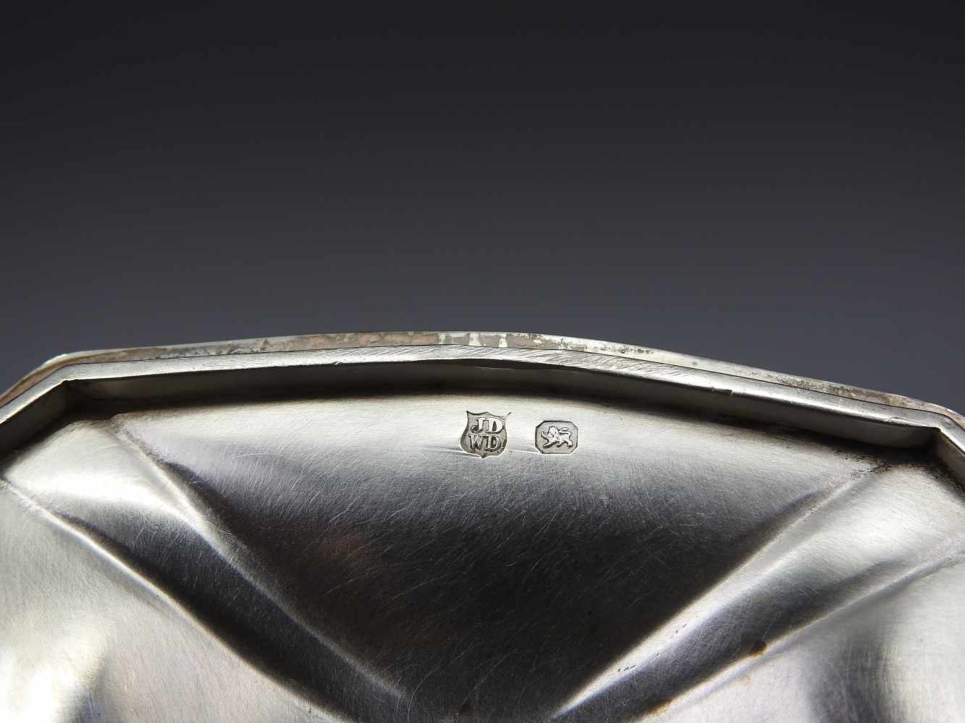 Edle TeedoseSterling Silber 925, am Boden und im Deckelinneren mit Kontrollnummer 22, Marke des - Bild 3 aus 3