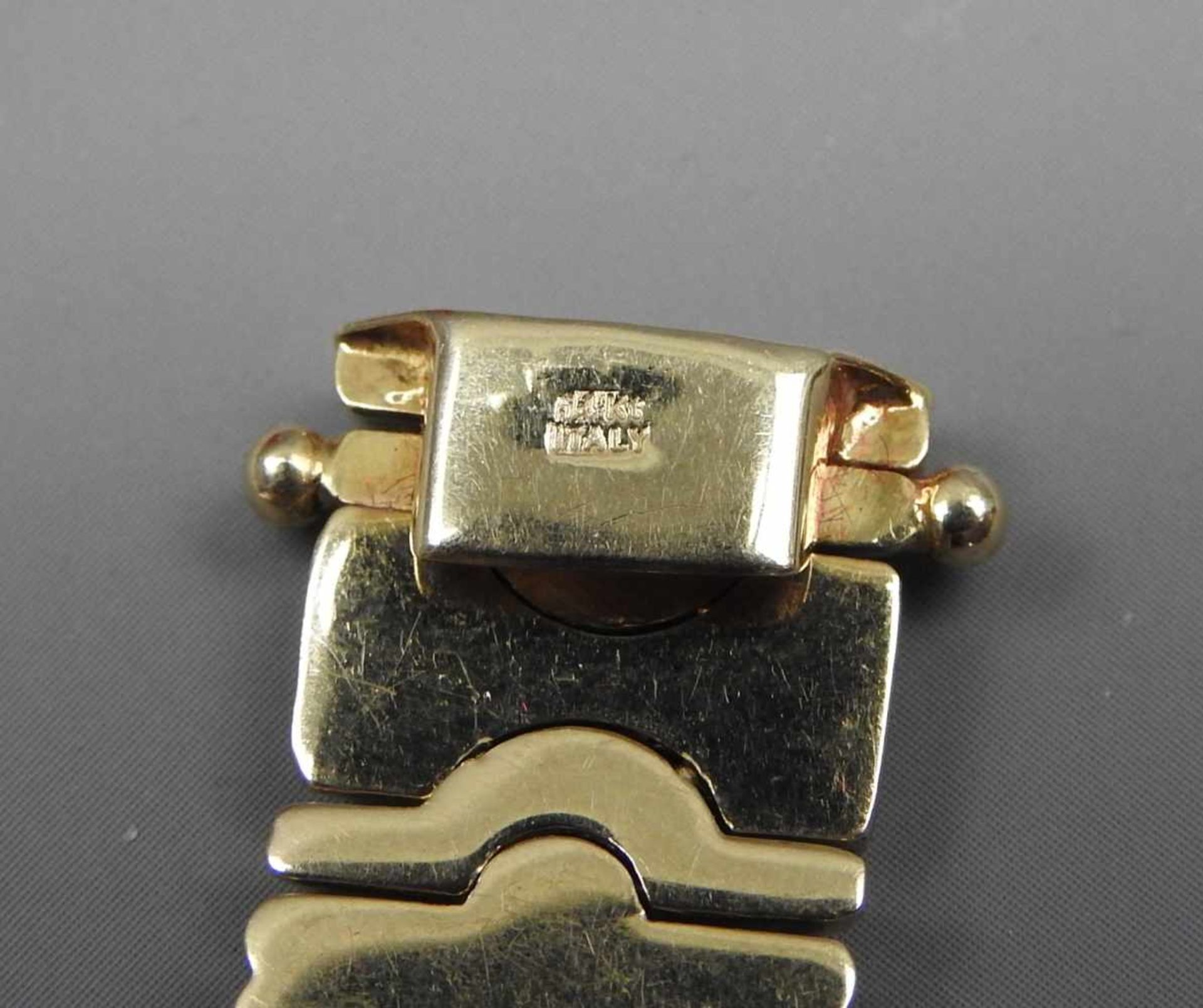Collier und Armband14 K. Gelbgold mit Diamantbesatz von ca. 0,80 ct. Wohl Deutschland, 1980er-Jahre. - Bild 4 aus 4