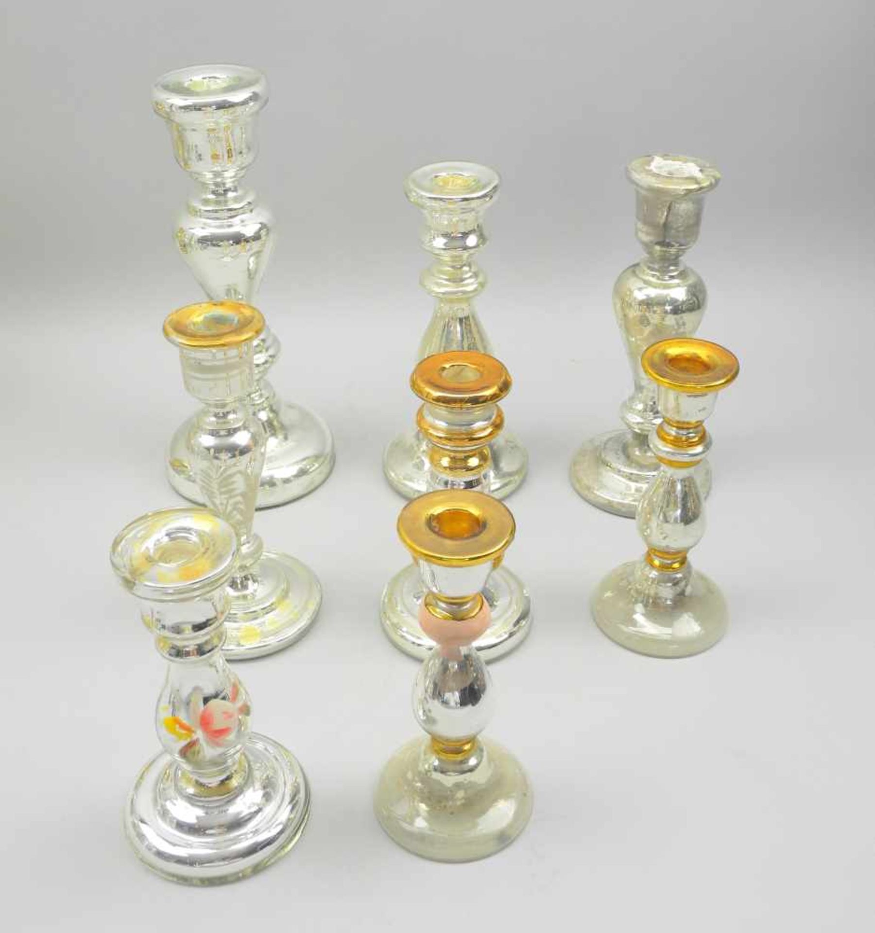 Konvolut von Vasen aus SilberglasSilberglas. 6-teiliges Konvolut: 3 große Vasen, 1 kleine Vase, 2 - Bild 2 aus 3