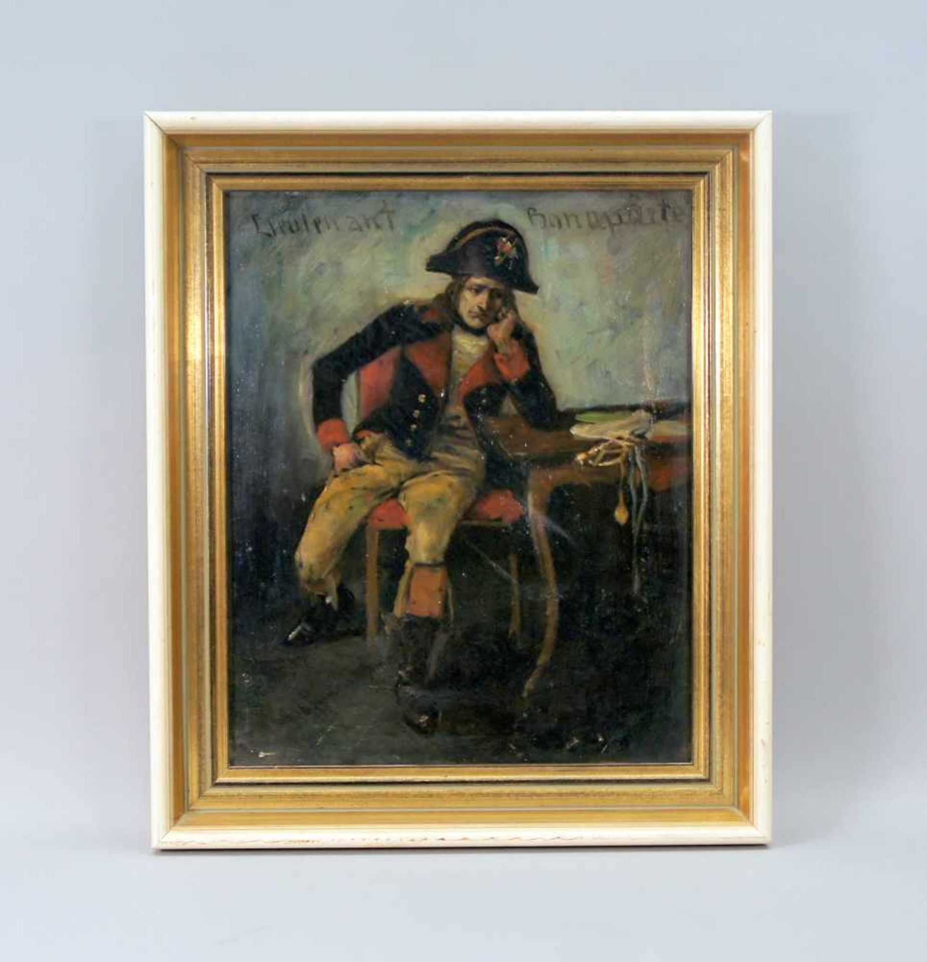 Lieutnant BonaparteÖl/Leinwand. Darstellung des an einem Tisch sitzenden Napoleon Bonaparte in - Image 2 of 3